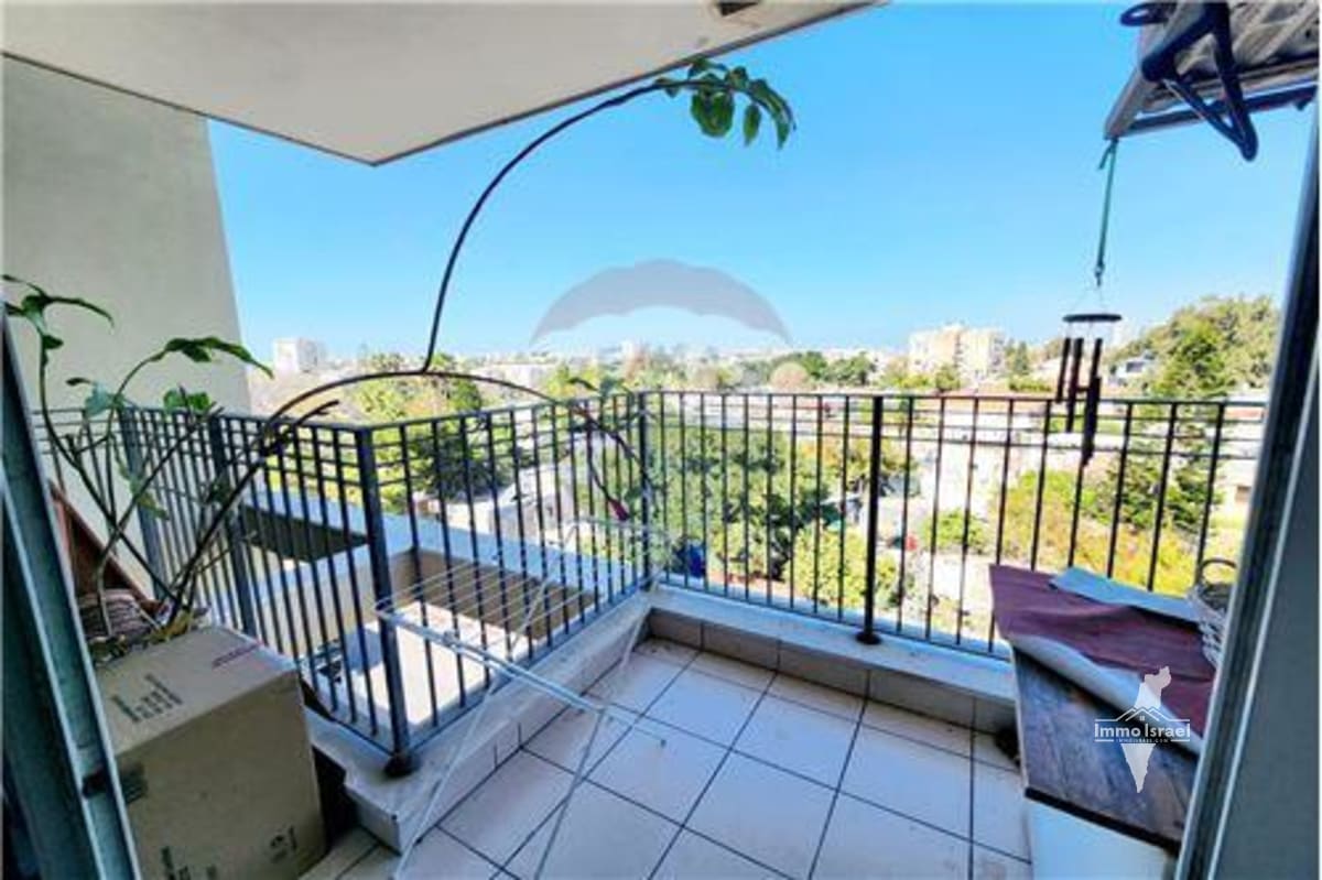 Appartement de 3 pièces à vendre sur la rue Khelmit, Tel Aviv-Yafo