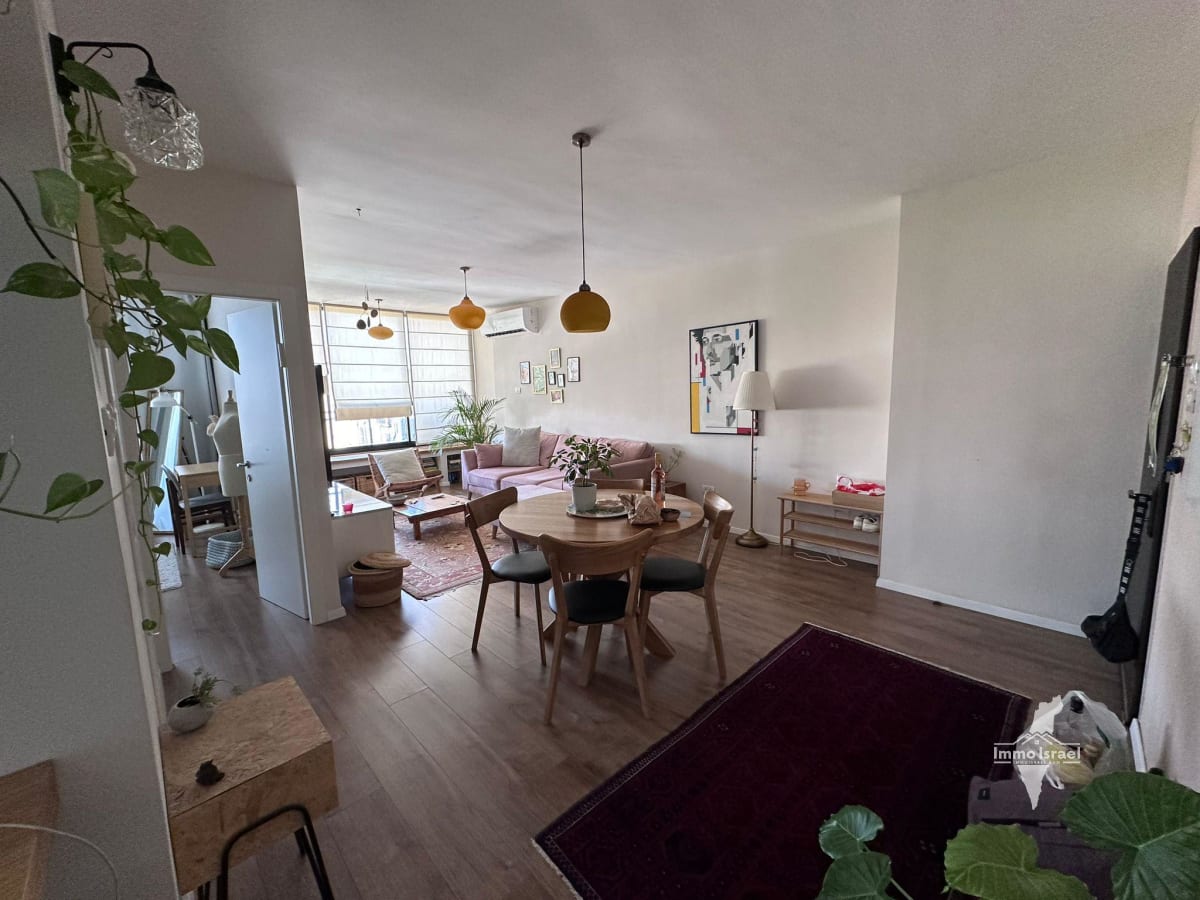 Renovated 3-Room Apartment for Sale on Shivtei Israel Street, Tel Aviv-Yafo