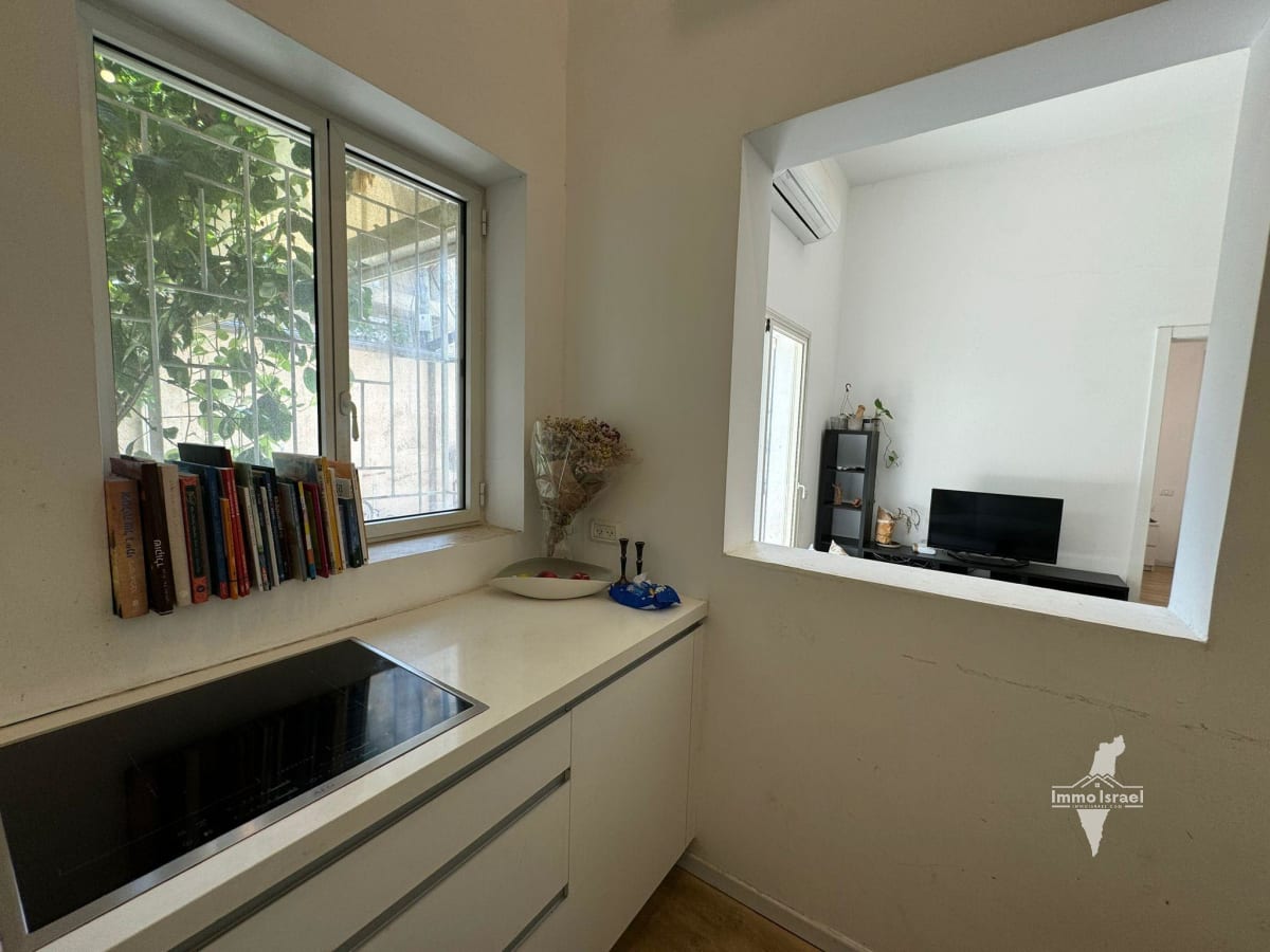 4-Room Garden Apartment for Sale on Gorky Street, Tel Aviv-Yafo