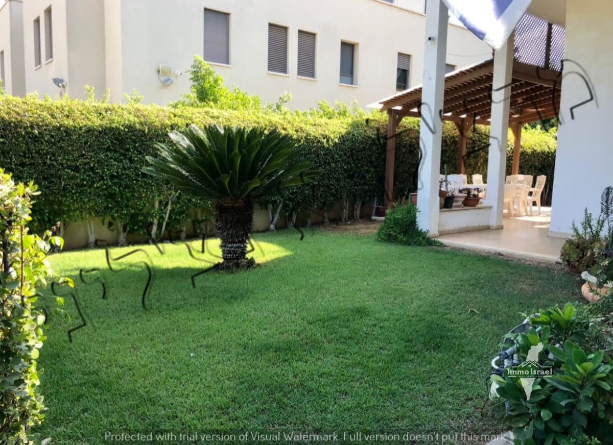 7-Room Home for Sale on Y.L. Perets Street, Petah Tikva