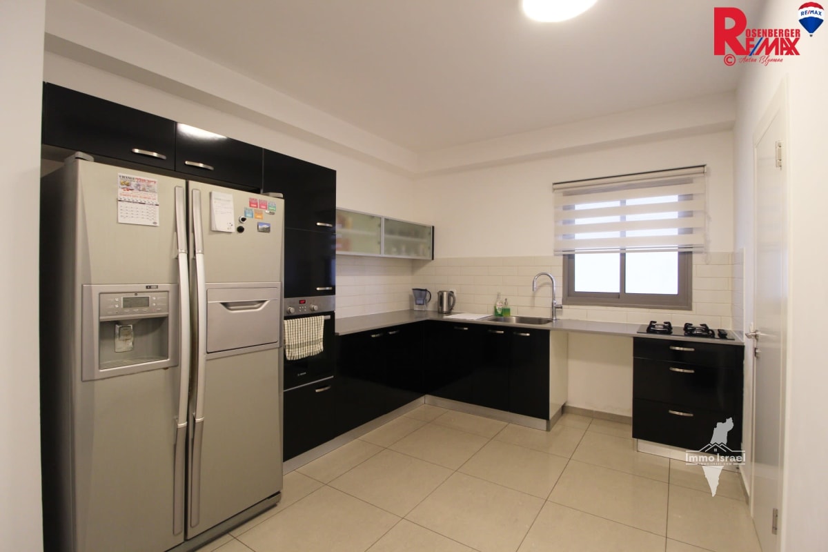 Appartement de 5,5 pièces à vendre sur la rue Zevulun Hammer, Rishon LeTsiyon