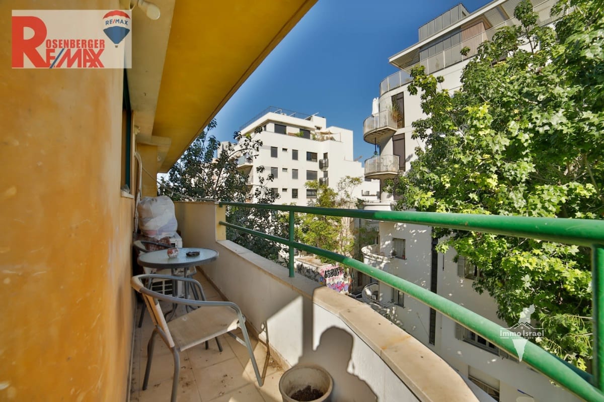 3-Room Apartment for Sale on Ha-Khalutzim Street, Tel Aviv-Yafo