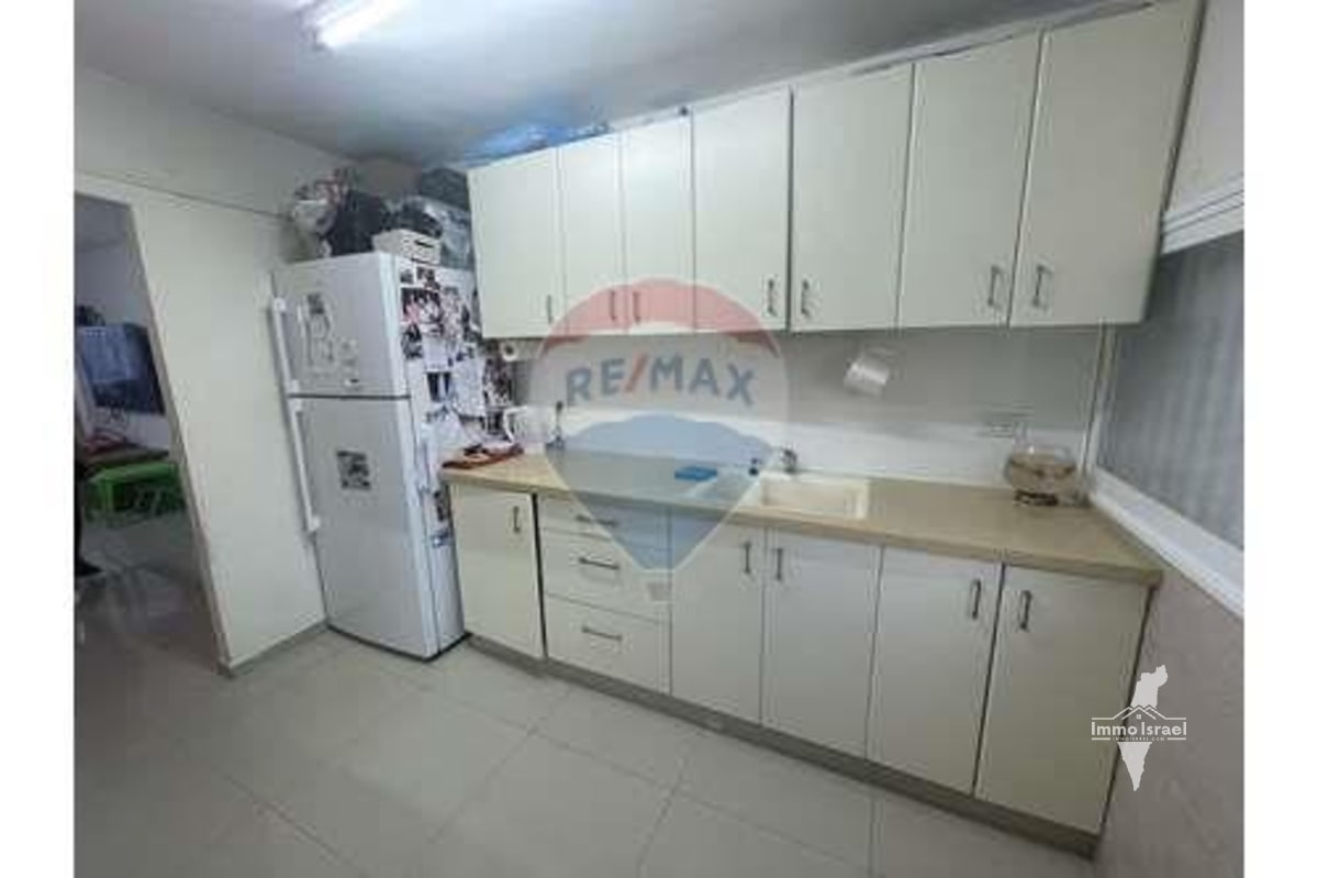 דירת 3 חדרים למכירה ברחוב צוקרמן, תל אביב-יפו