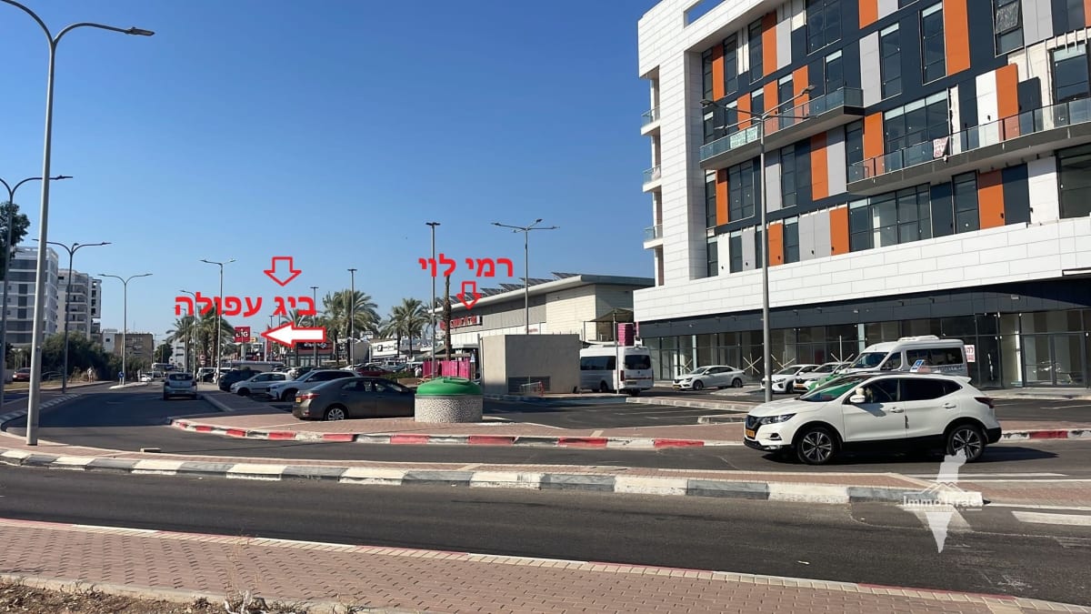 Stores for Rent on HaParsa Street, Afula