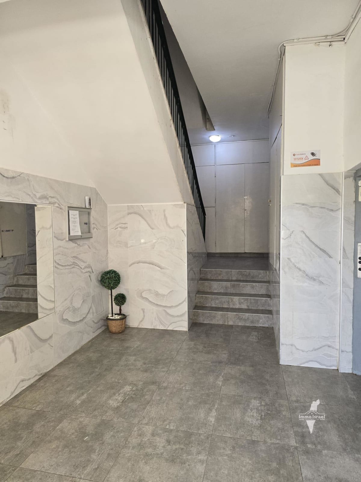 3-Room Apartment for Sale on Rahvat Tsfat Street, Beersheba