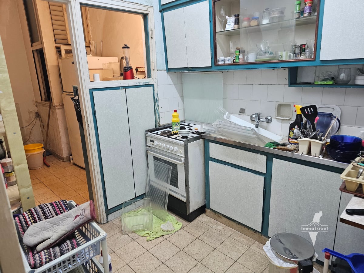 3-Room Apartment for Rent on Shlomo Ibn Gabirol Street, Tel Aviv-Yafo