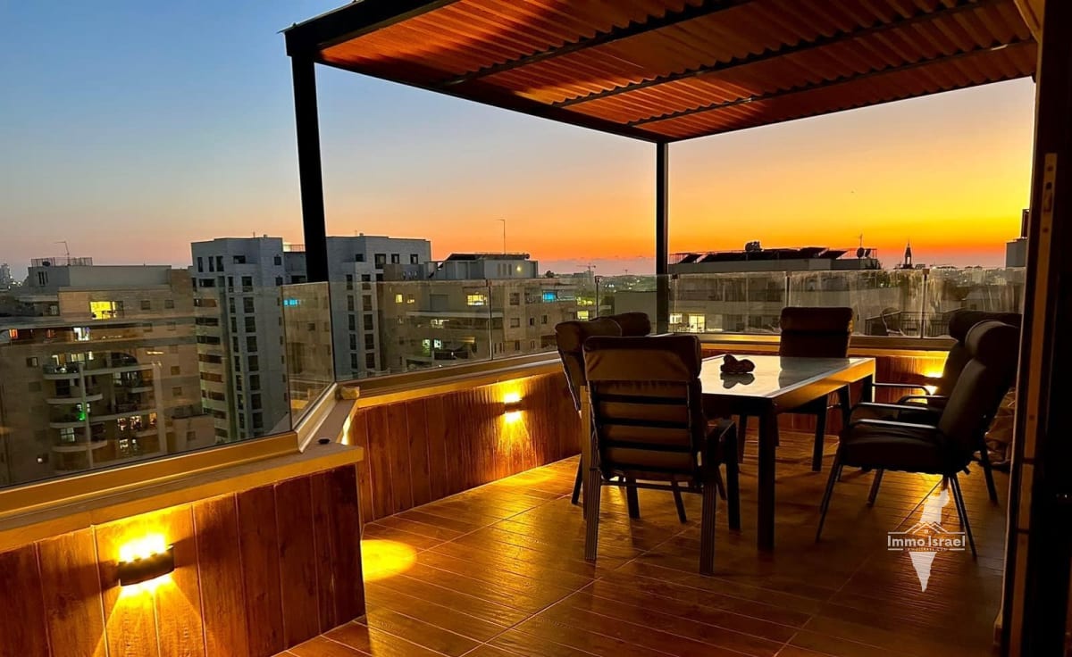 6-Room Duplex for Sale on Shmuel Cohen Johananoff, Tel Aviv