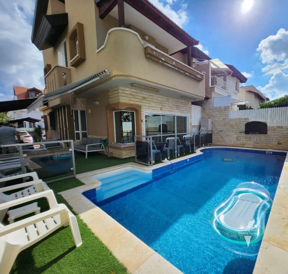 7-Room Duplex for Sale on HaToren, Rishon LeTsiyon