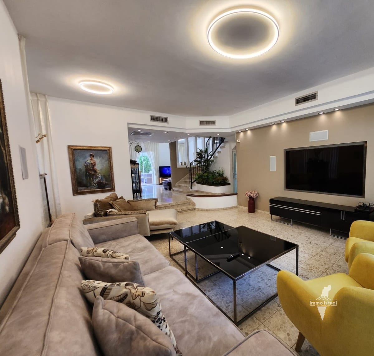 7-Room Duplex for Sale on HaToren, Rishon LeTsiyon