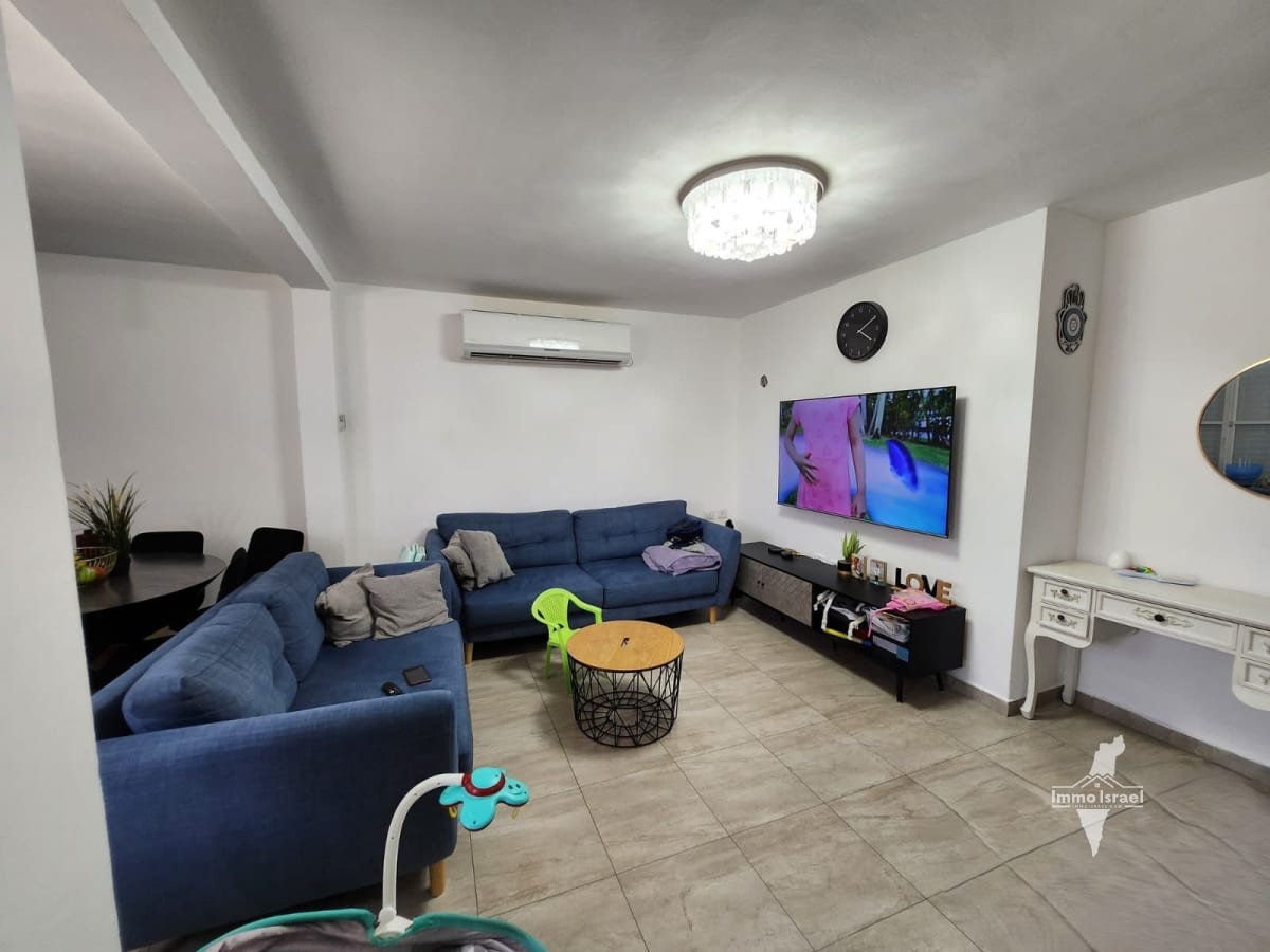 6-Room Duplex for Sale on Anielewicz, Rishon LeTsiyon