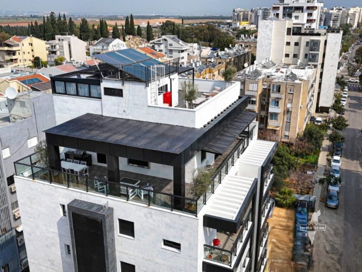 5-Room Penthouse for Sale on Rashi, Rishon LeTsiyon