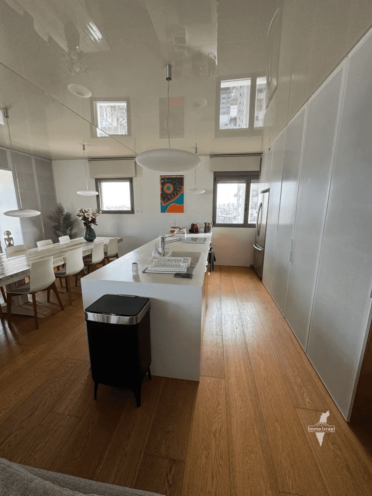 3-Room Apartment for Sale on Ein Zeitim, Nahalat Yitzhak, Tel Aviv-Yafo