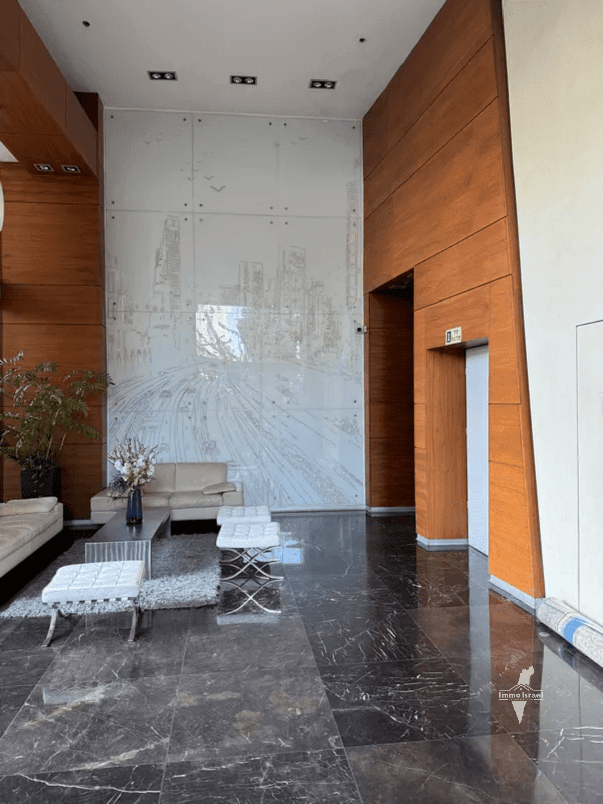 3-Room Apartment for Sale on Ein Zeitim, Nahalat Yitzhak, Tel Aviv-Yafo