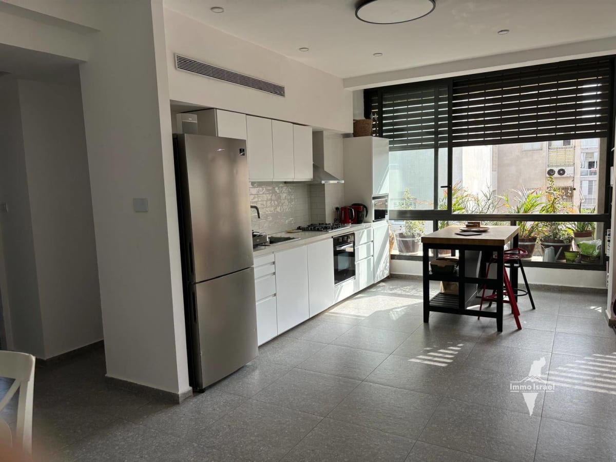 4-Room Apartment for Sale on Michah, Tel Aviv