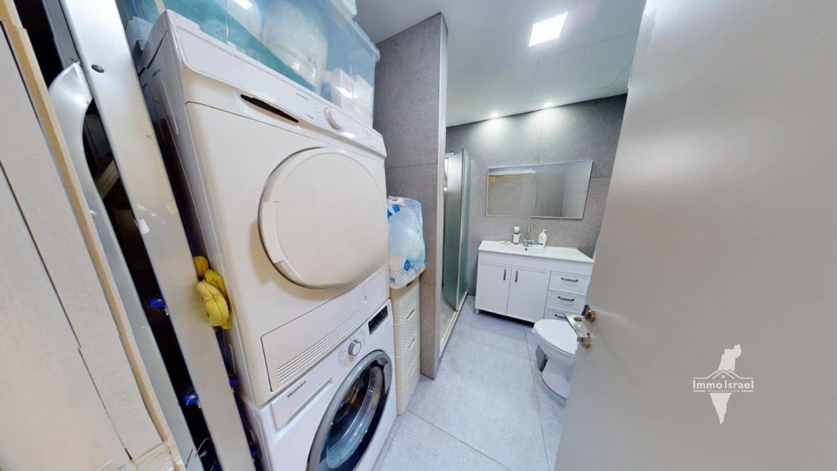 3-Room Apartment for Sale on Gordon Street, Tel Aviv-Yafo, Israel