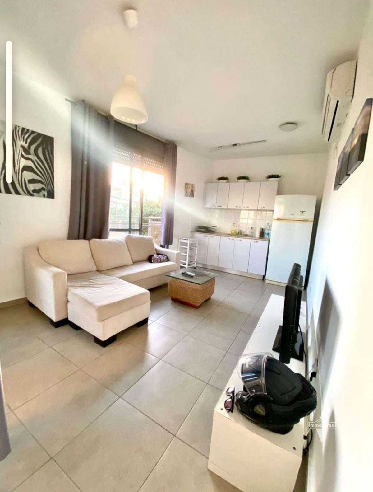 2-Room Apartment for Rent on Dizengoff Street, Tel Aviv