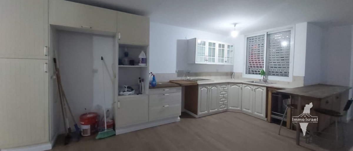 4-Room Garden Apartment for Rent on HaNoter Street, Tel Aviv