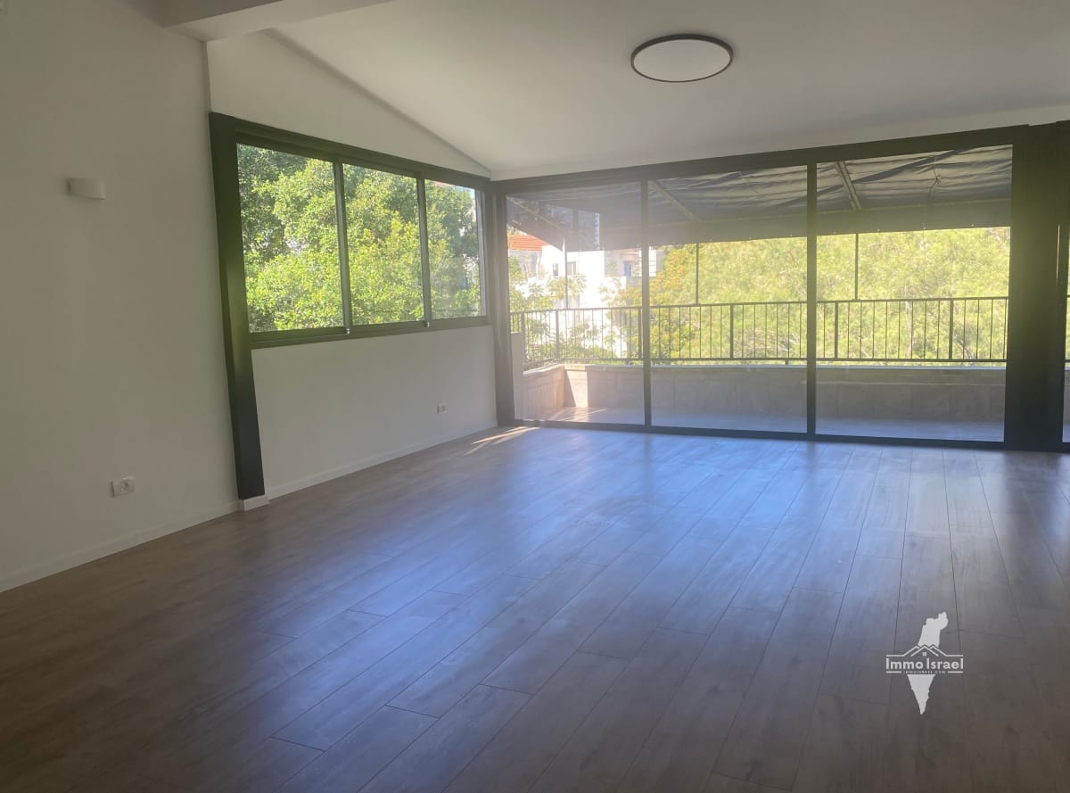 4-Room Apartment for Rent on Ruppin Street, Tel Aviv