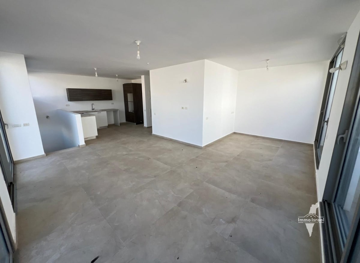 5-Room Duplex for Sale on Pinsker Street, Tel Aviv