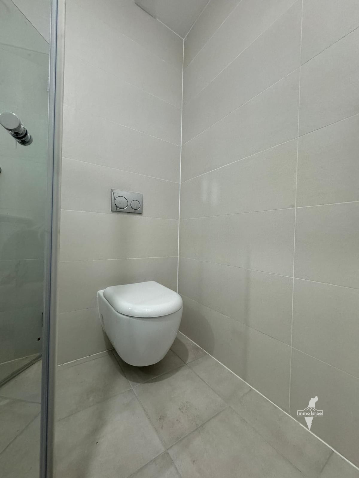 2-Room Apartment for Rent on Ahad Ha'Am Street, Tel Aviv-Yafo