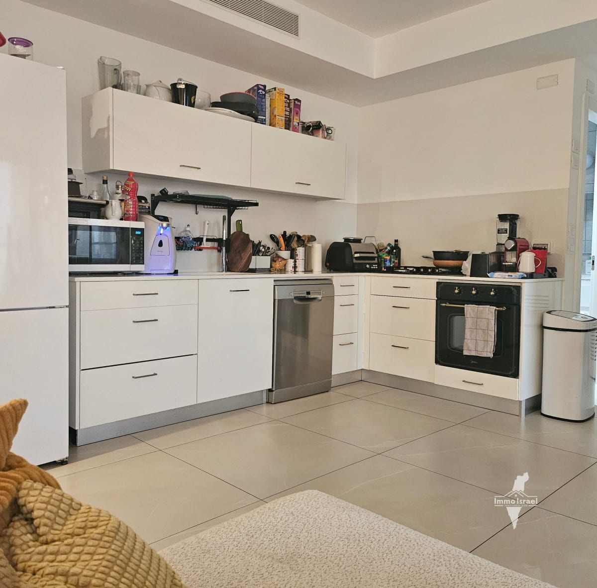 3-Room Apartment for Rent on Nissim Aloni Street, Tel Aviv-Yafo