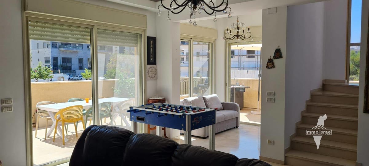 6-Room Private Home for Rent on Exodus Street, Netanya