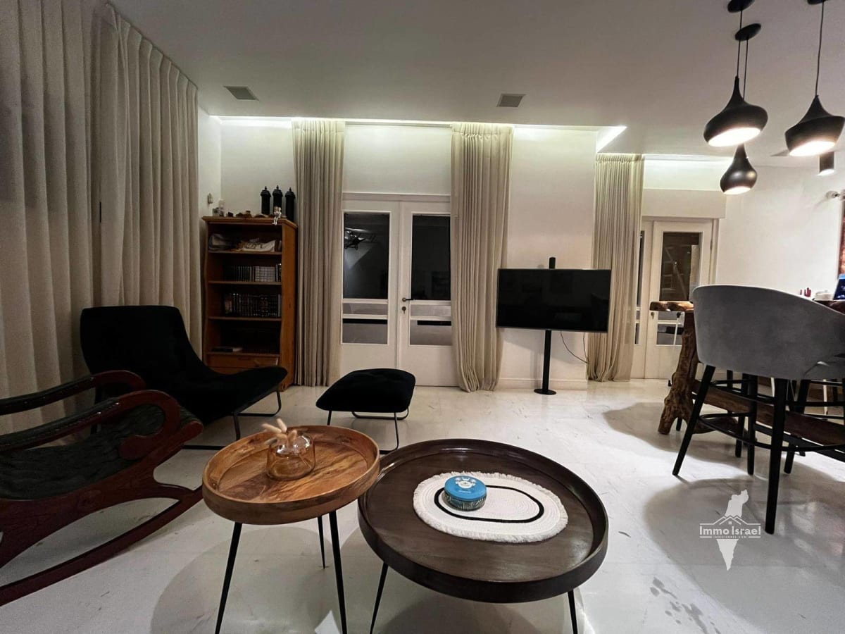 3-комнатная квартира в аренду на улице ХаЯркон, Тель-Авив-Яфо