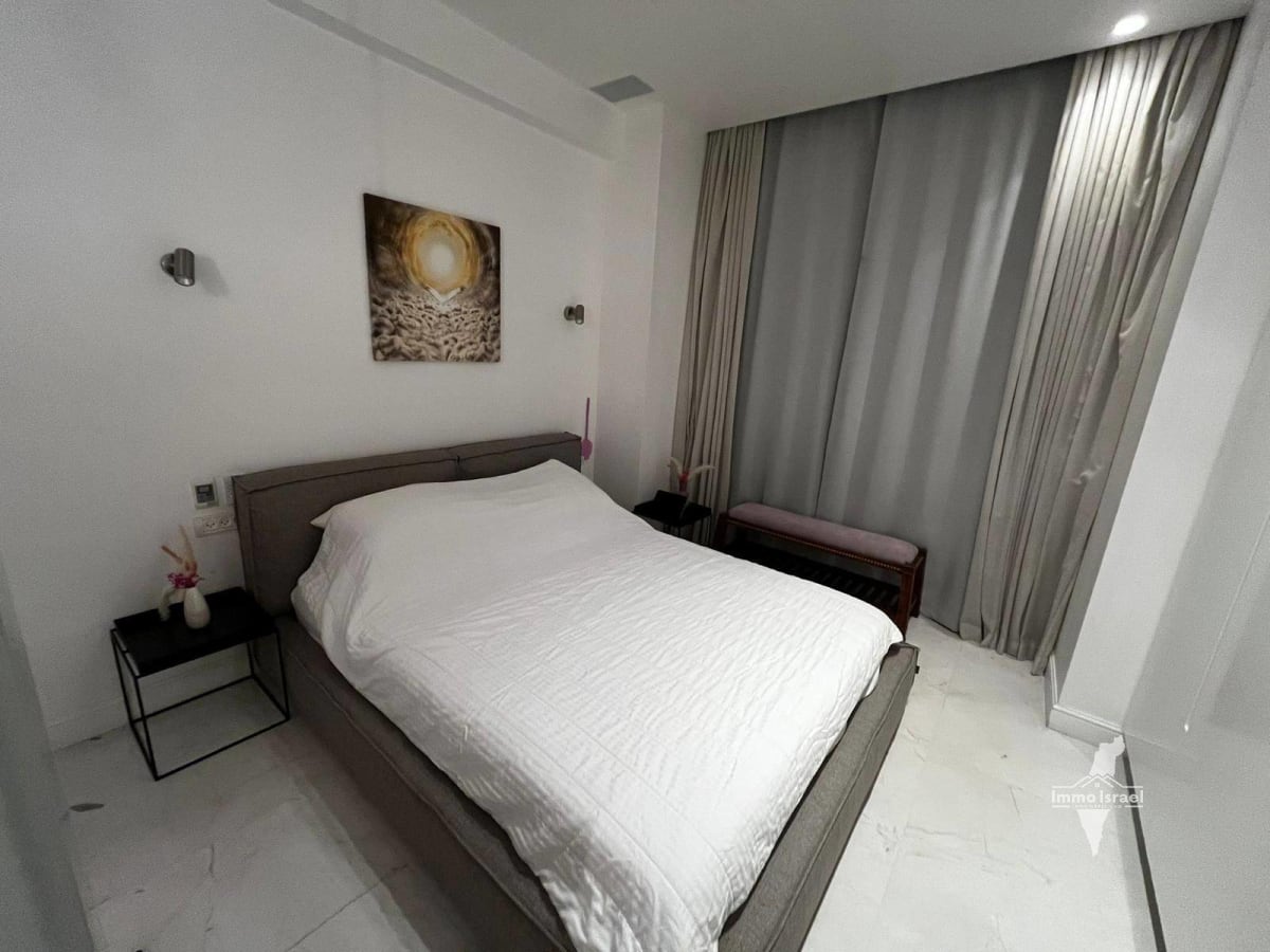 3-комнатная квартира в аренду на улице ХаЯркон, Тель-Авив-Яфо