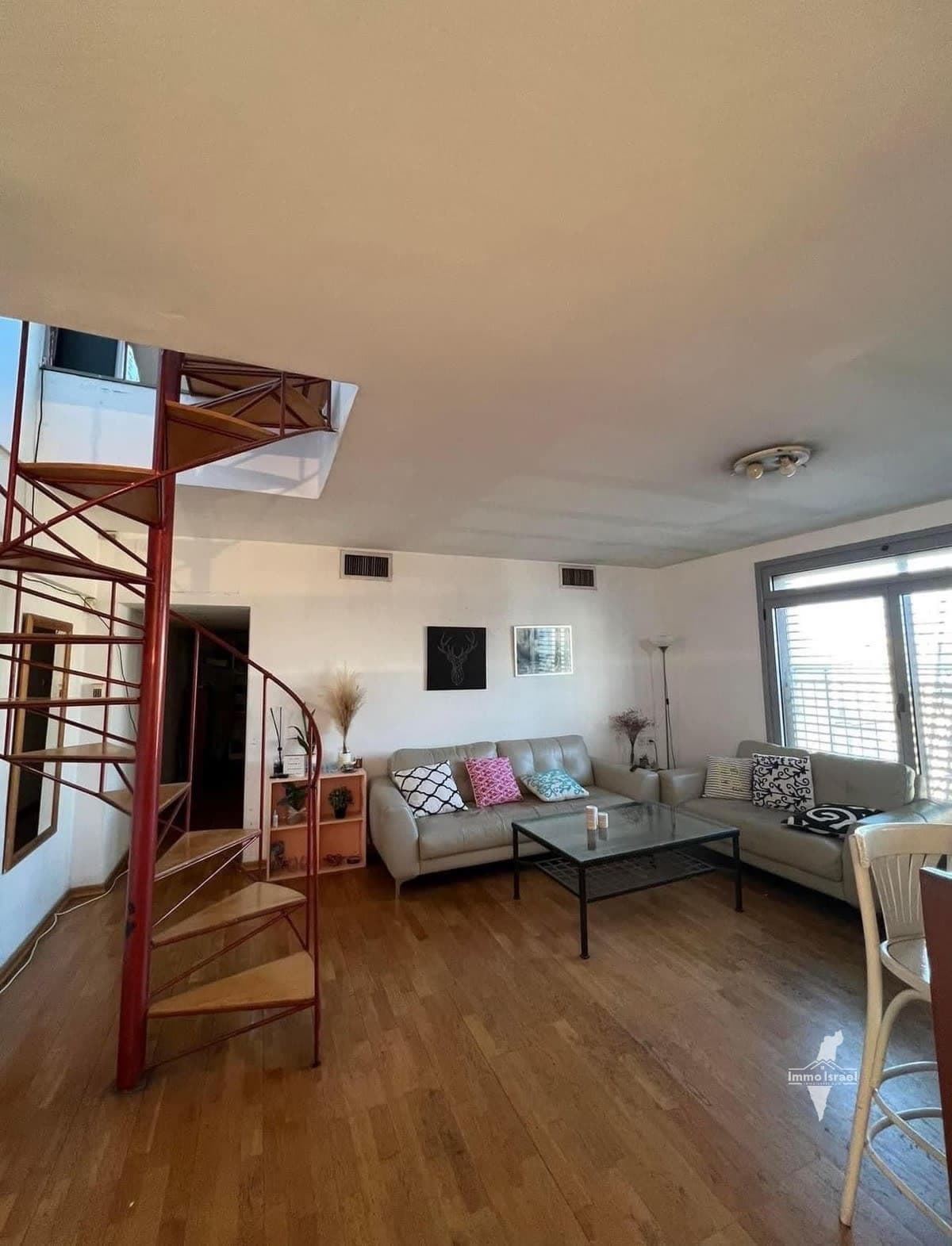 4-Room Duplex for Rent on Sderot Nordau, Tel Aviv-Yafo