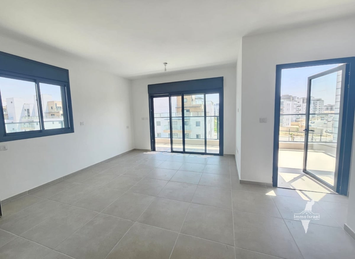 3-Room Apartment for Sale in HaPark Neighborhood, Beer Sheva