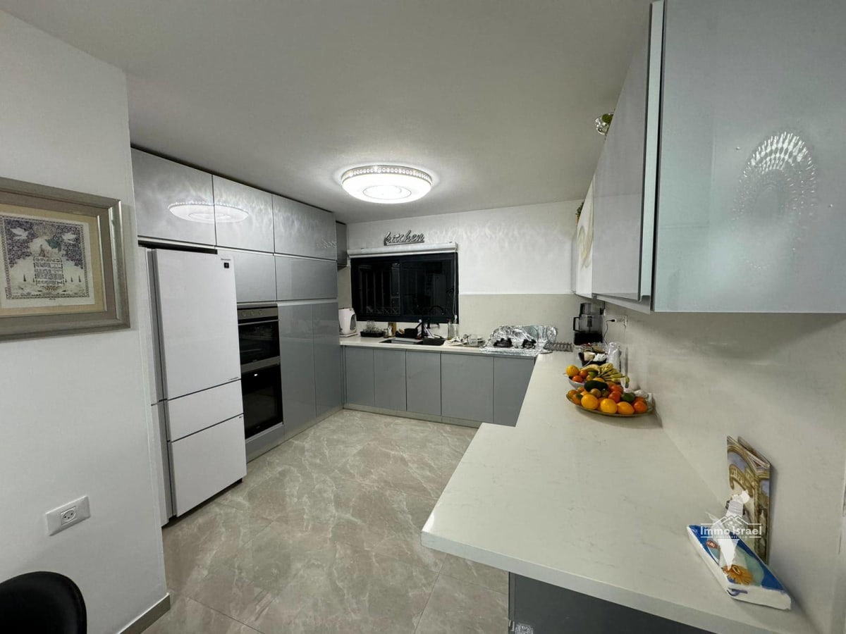 4-Room Apartment for Sale on Re'uven Street, Bet Shemesh
