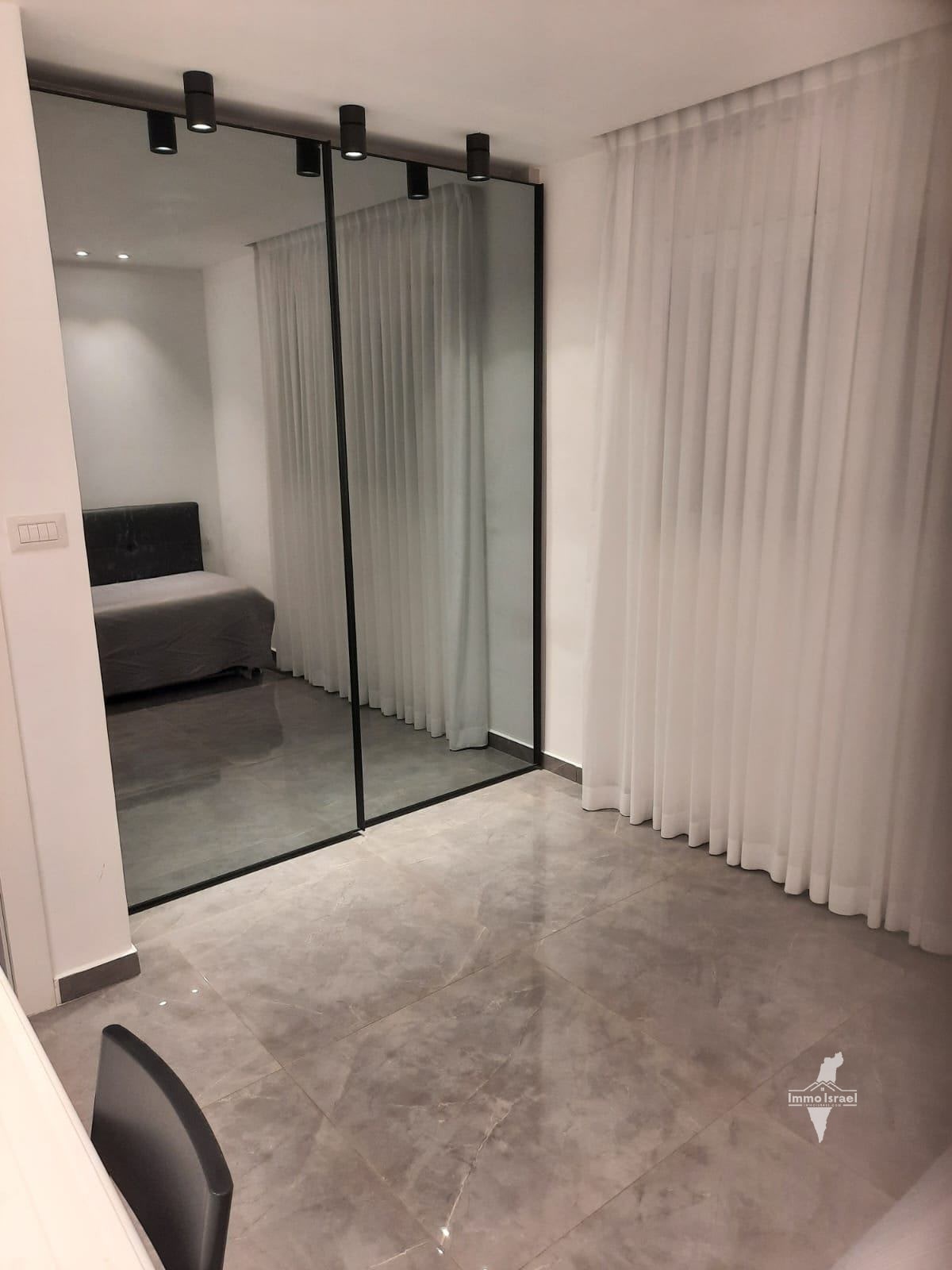 פנטהאוז-דופלקס 4.5 חדרים למכירה ברחוב רש"י, אלעד