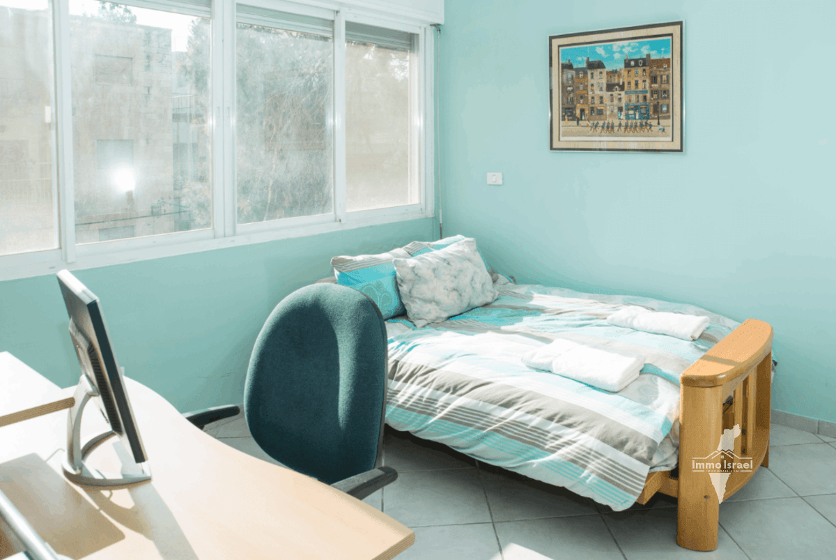 4-Room Apartment for Sale on Arlozorov Street, Jerusalem