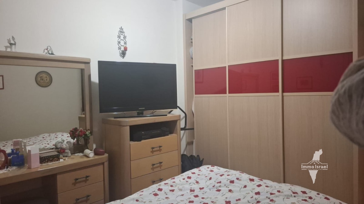 3-Room Apartment for Sale on Aliyat HaNo'ar Street, Tel Aviv-Yafo