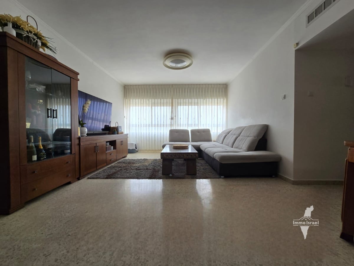 דירה 4 חדרים למכירה ברחוב מעון, ערד