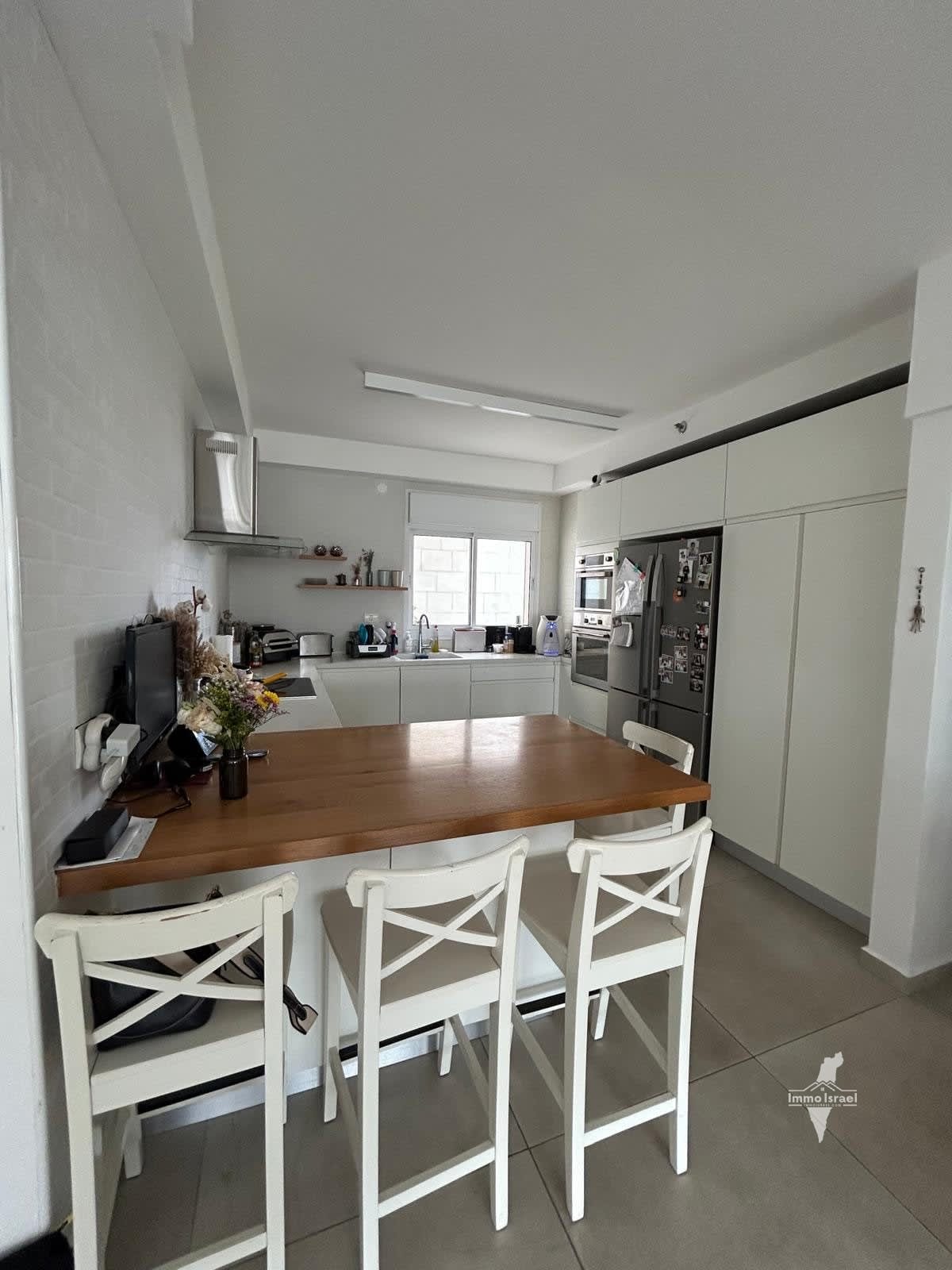 5-Room Apartment for Sale on Hadar Street, Herzliya