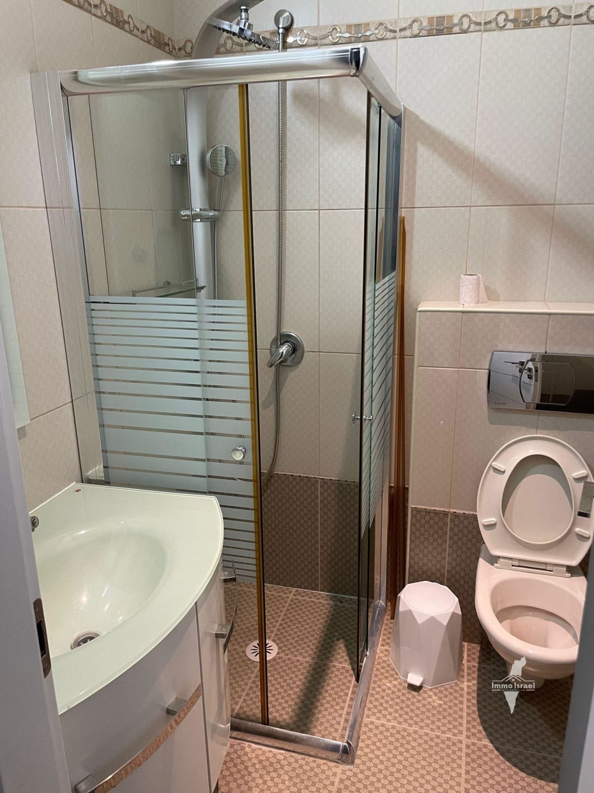 5-Room Penthouse for Sale in Rova Tet Zayin, Ashdod