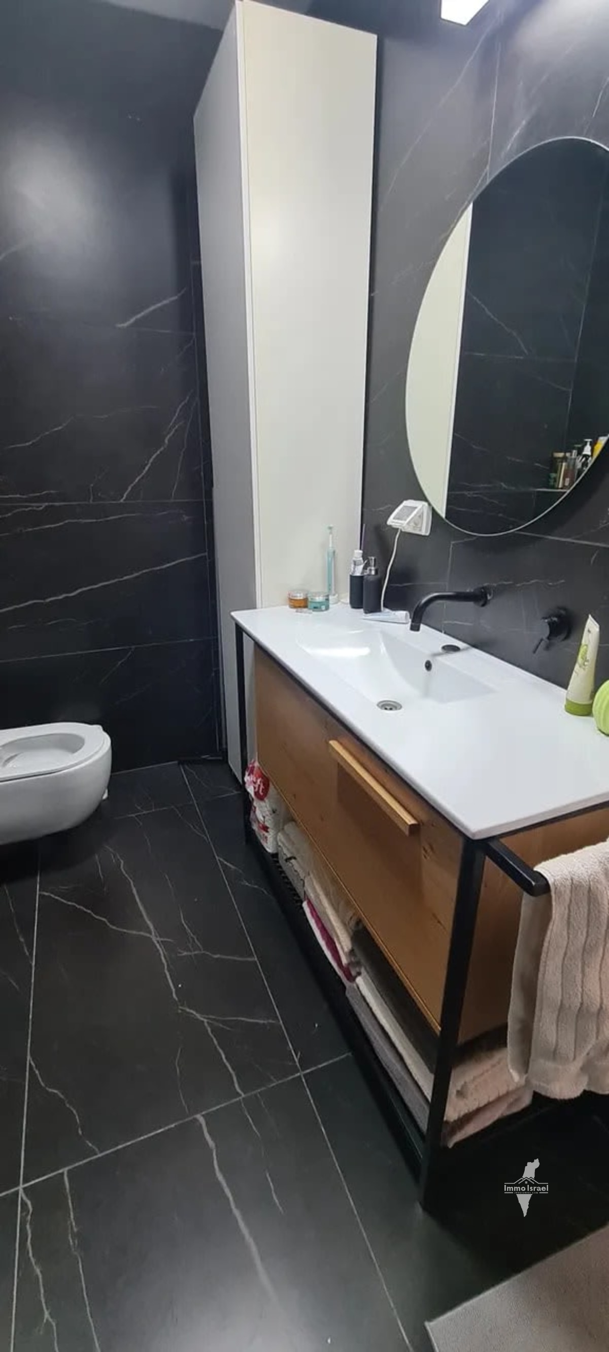 3-Room Apartment for Sale on Jabotinsky Street, Bat Yam