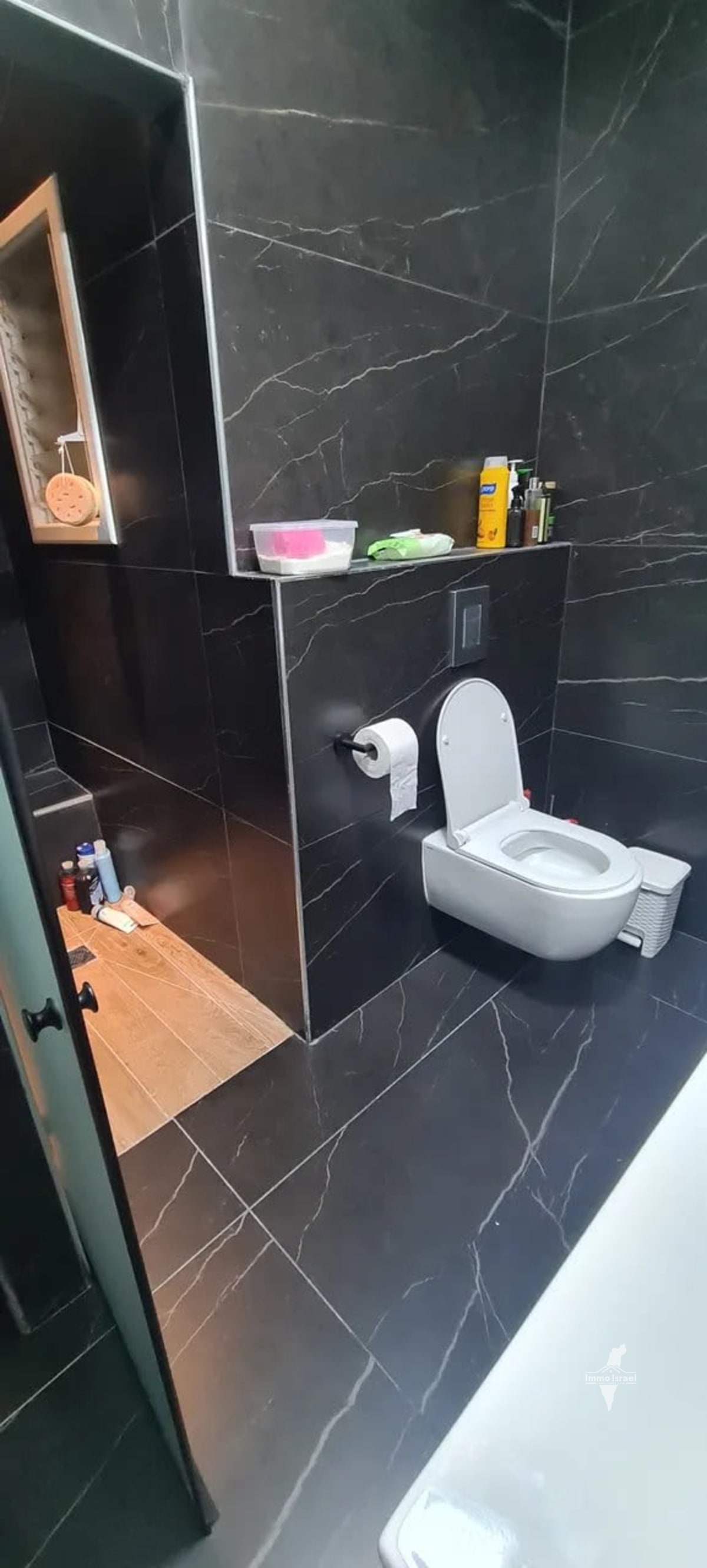 3-Room Apartment for Sale on Jabotinsky Street, Bat Yam