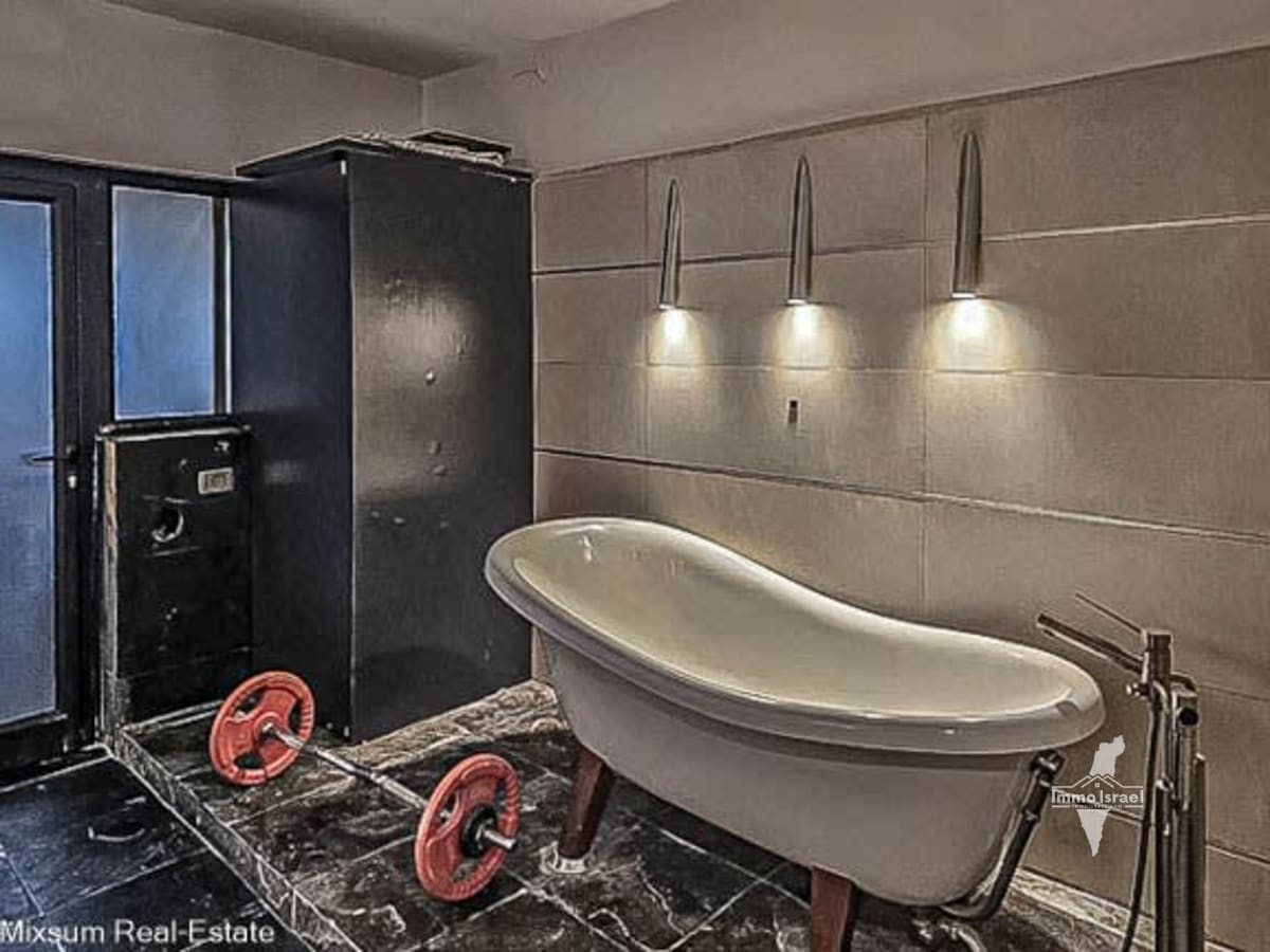 2-room apartment for sale on Yalag Street, Tel Aviv