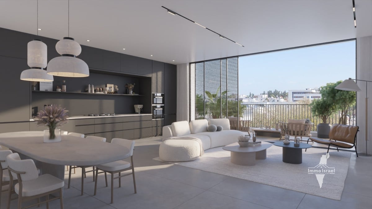 4-Room Apartment for Sale on Weizmann Street, Tel Aviv