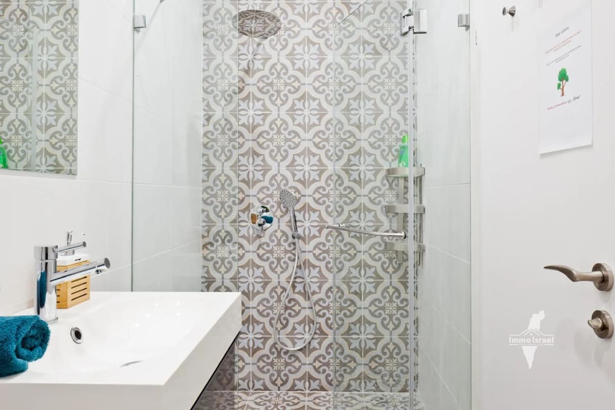 4-Room Apartment for Sale on Beit Yosef Street, Tel Aviv