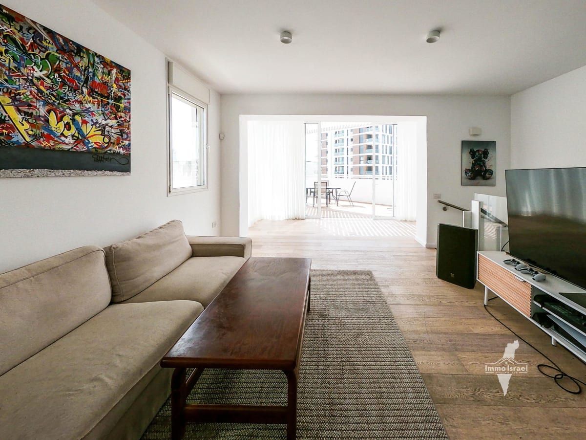5-Room Penthouse for Sale on King George Street, Tel Aviv