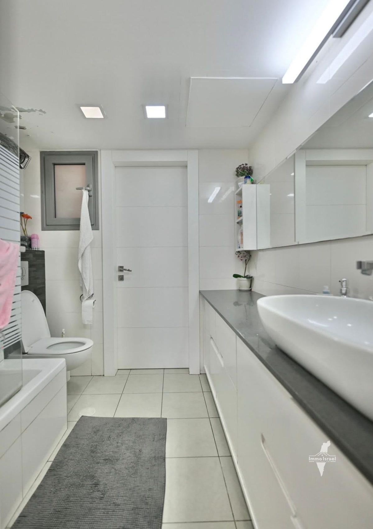4-Room Apartment for Sale on Mivtsa Moshe Street, Rishon LeTsiyon