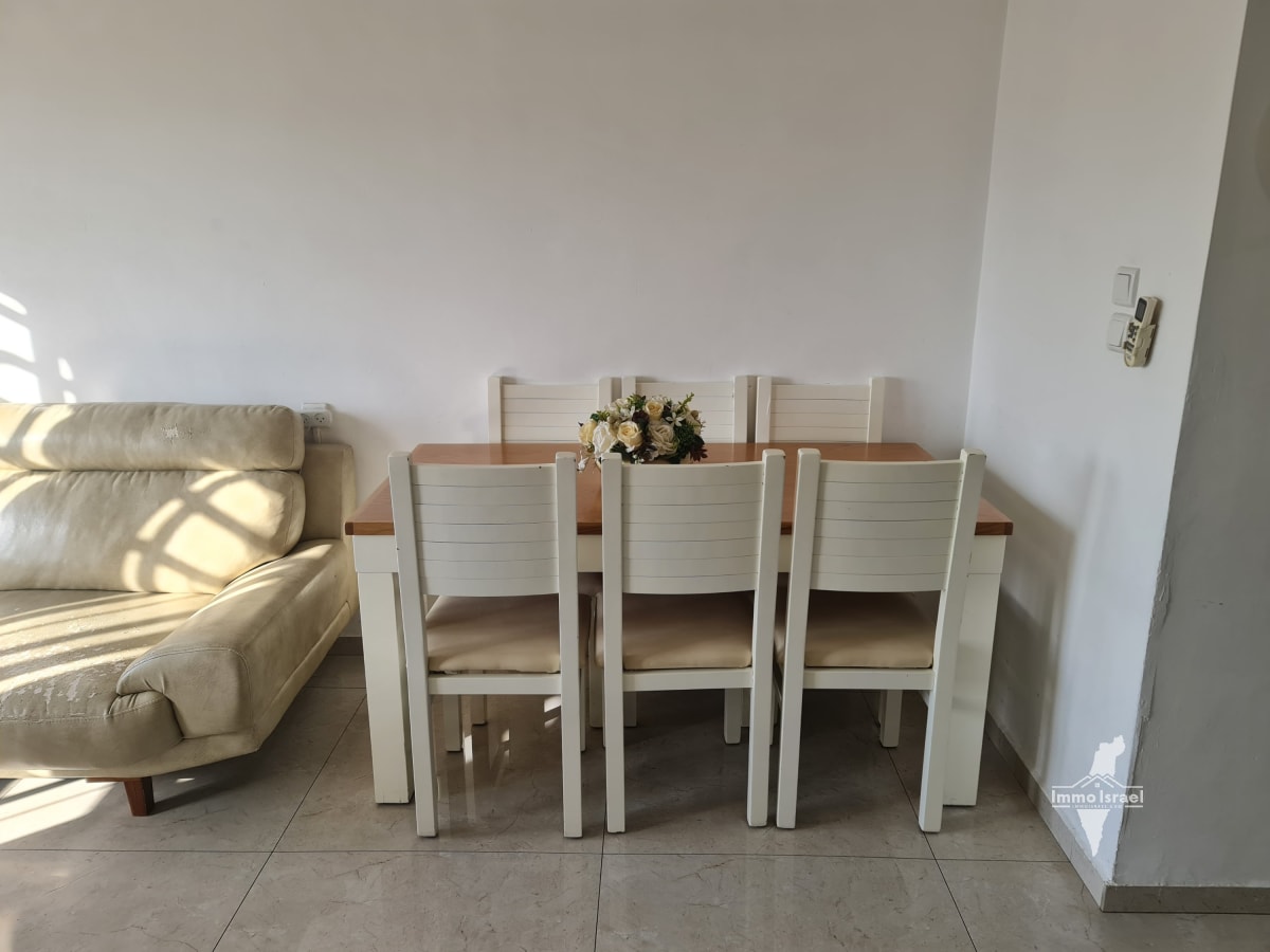 3-room apartment for sale on Ha-Keren Street, Ma'ale Adumim