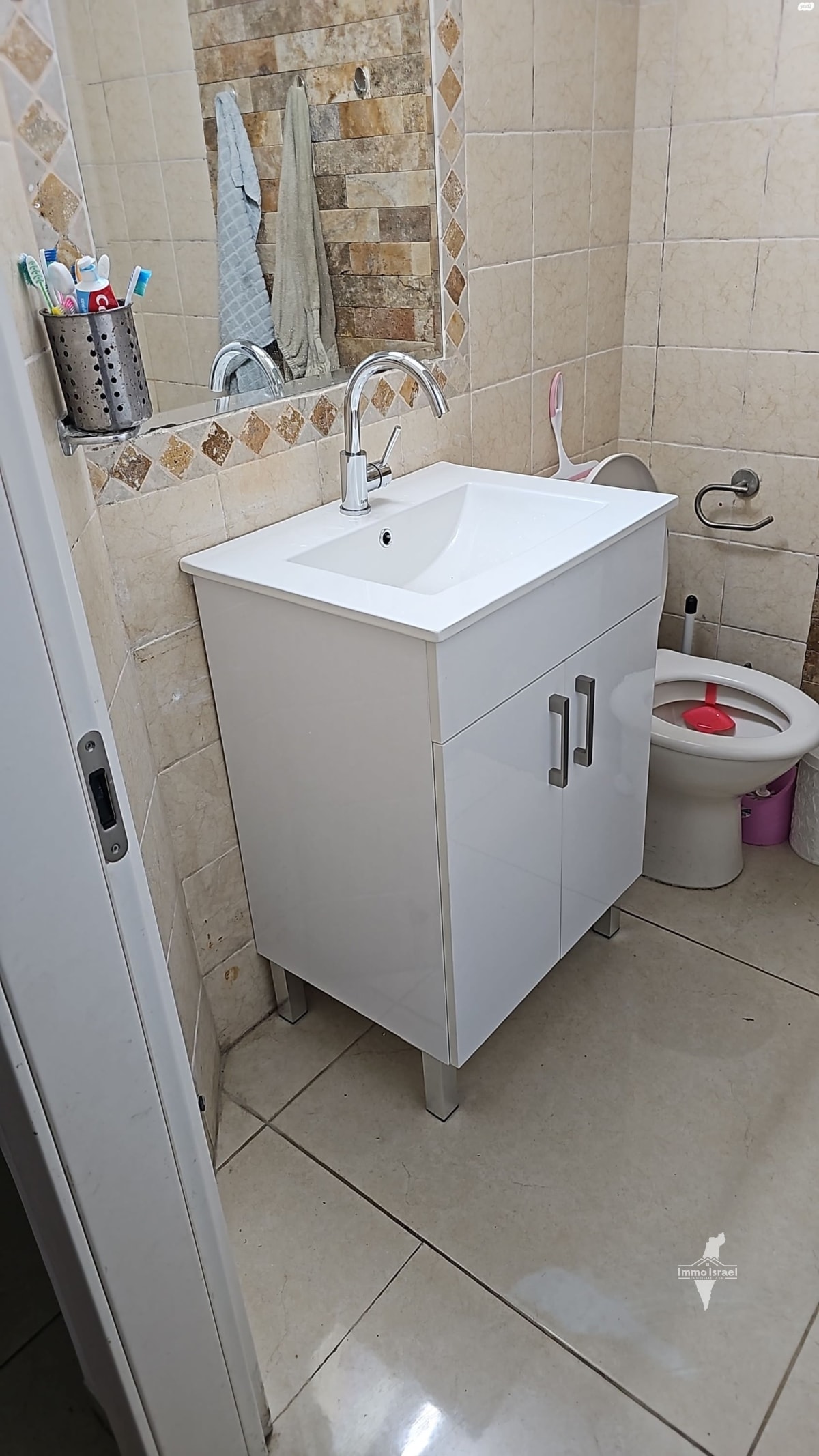 4-room apartment for sale on Yakinton Street, Jerusalem