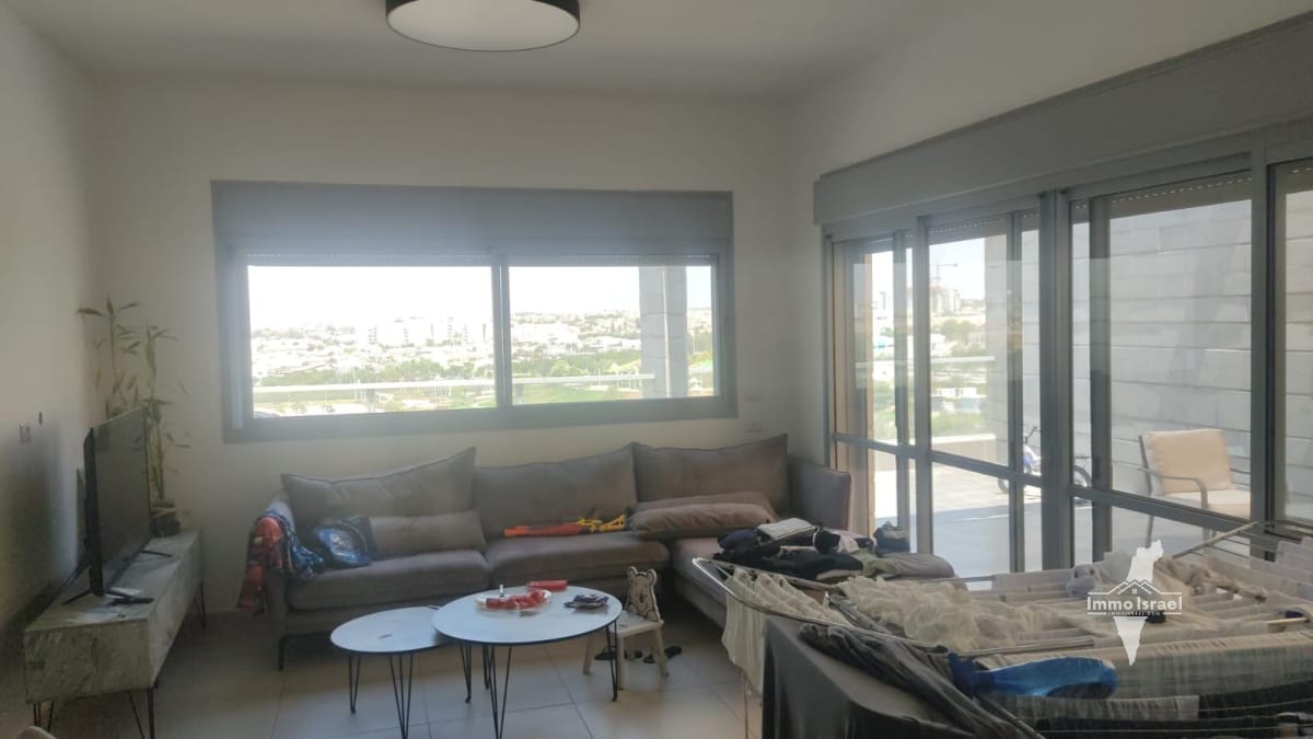 4-room penthouse for sale on Slav Street, Netivot