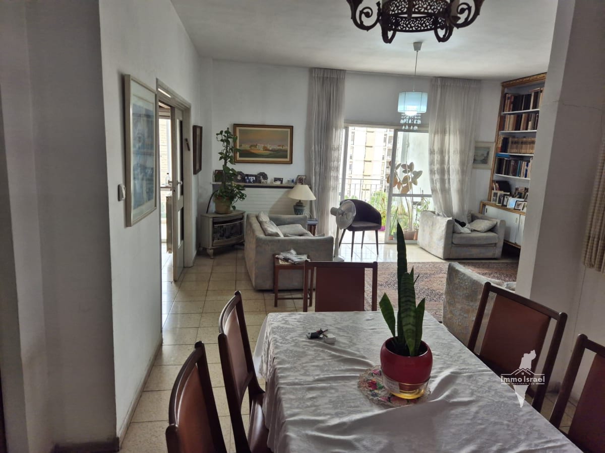 4.5-room apartment for sale on Keren HaYesod Street, Jerusalem