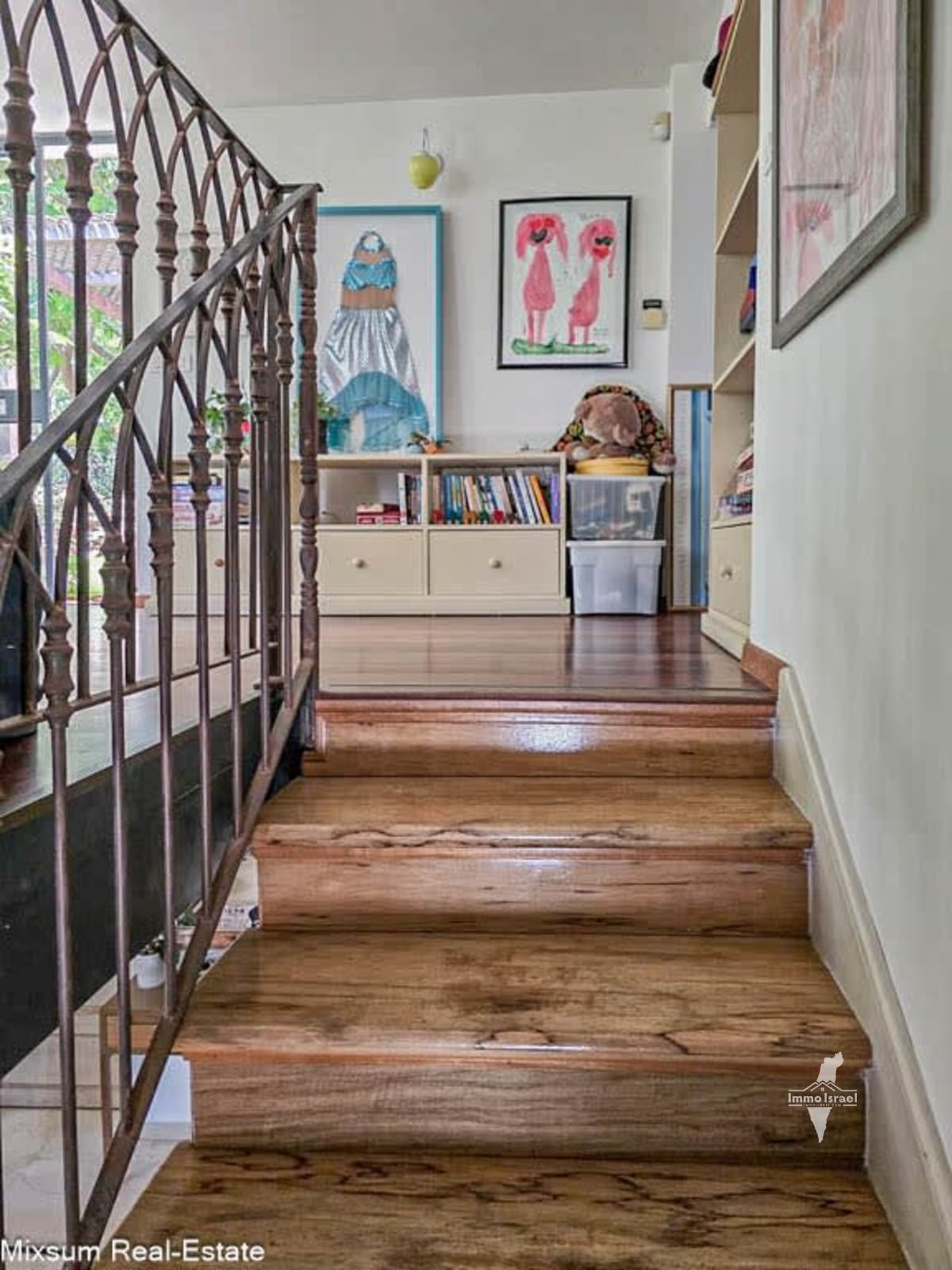 5-room triplex for sale on HaShahaf Street, Tel Aviv