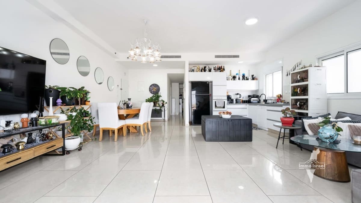 4-room penthouse for sale on HaChovlim Street, Ashdod